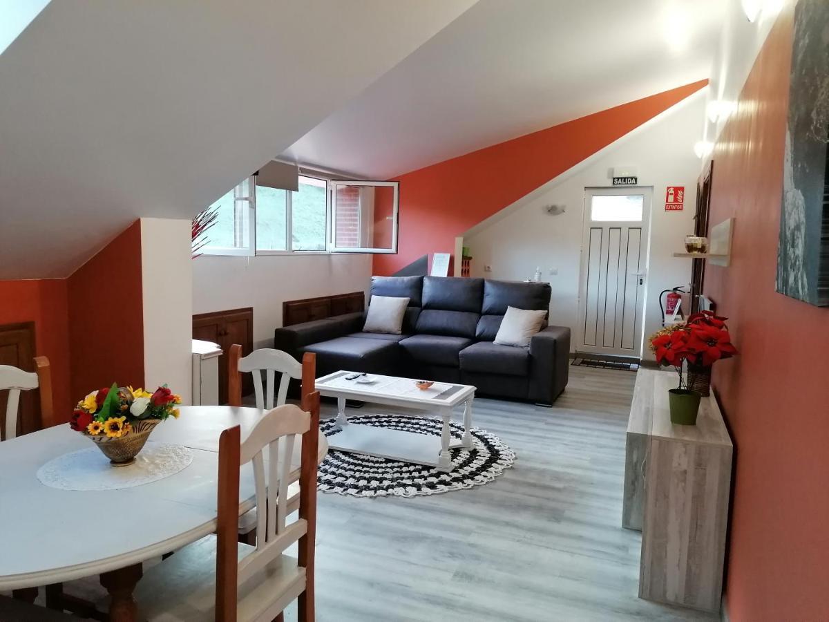 Apartamento Turistico La Mies Apartment โอเรญา ภายนอก รูปภาพ