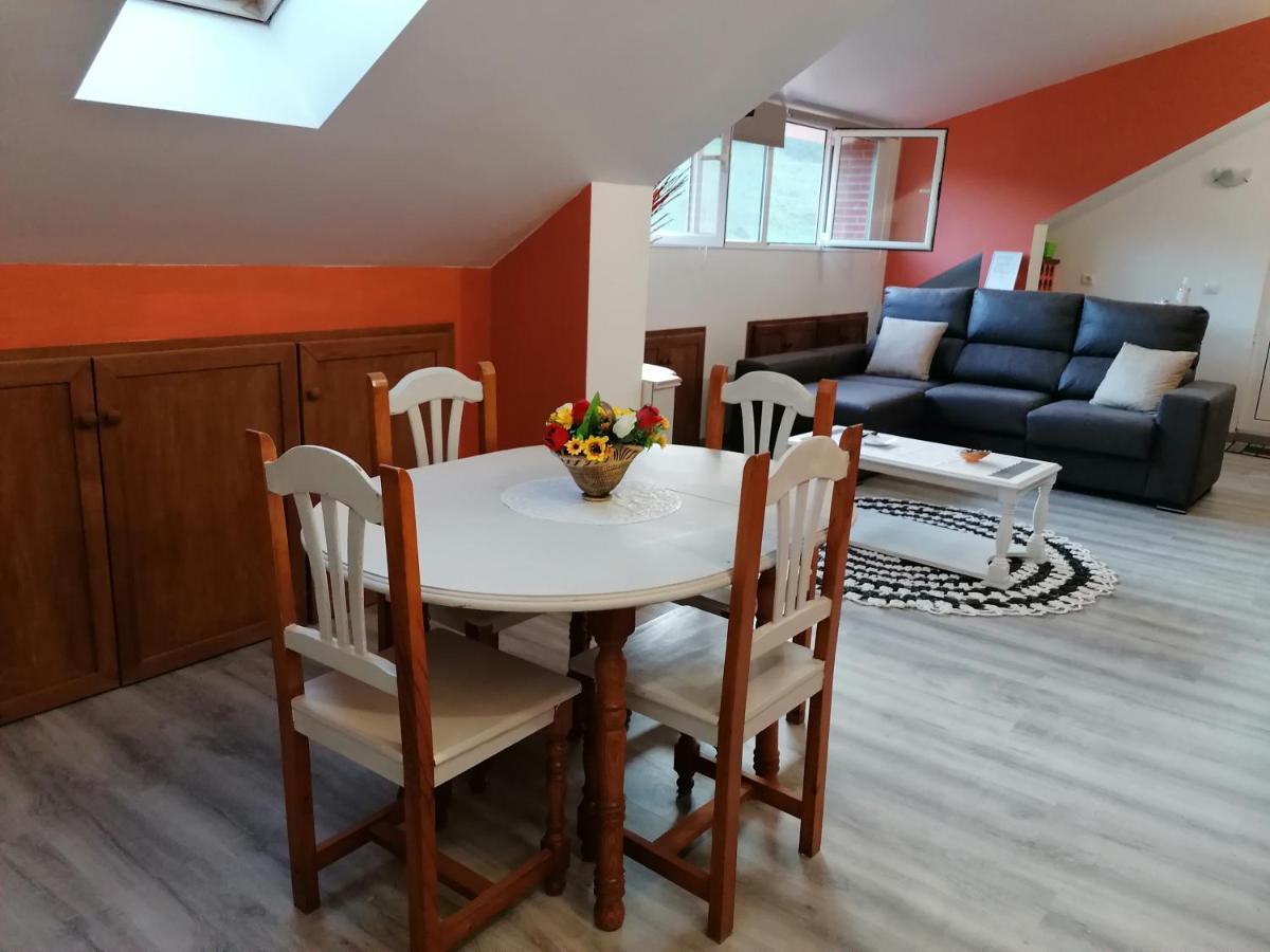 Apartamento Turistico La Mies Apartment โอเรญา ภายนอก รูปภาพ